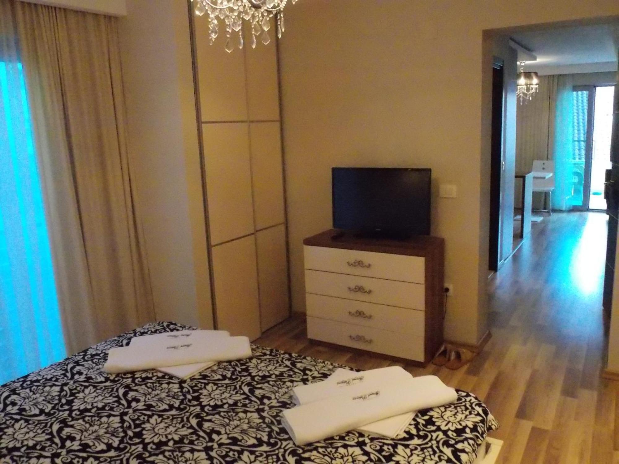 Apartment And Grand Palazzo *