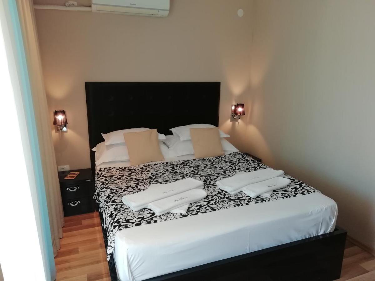 And Grand Palazzo Budva