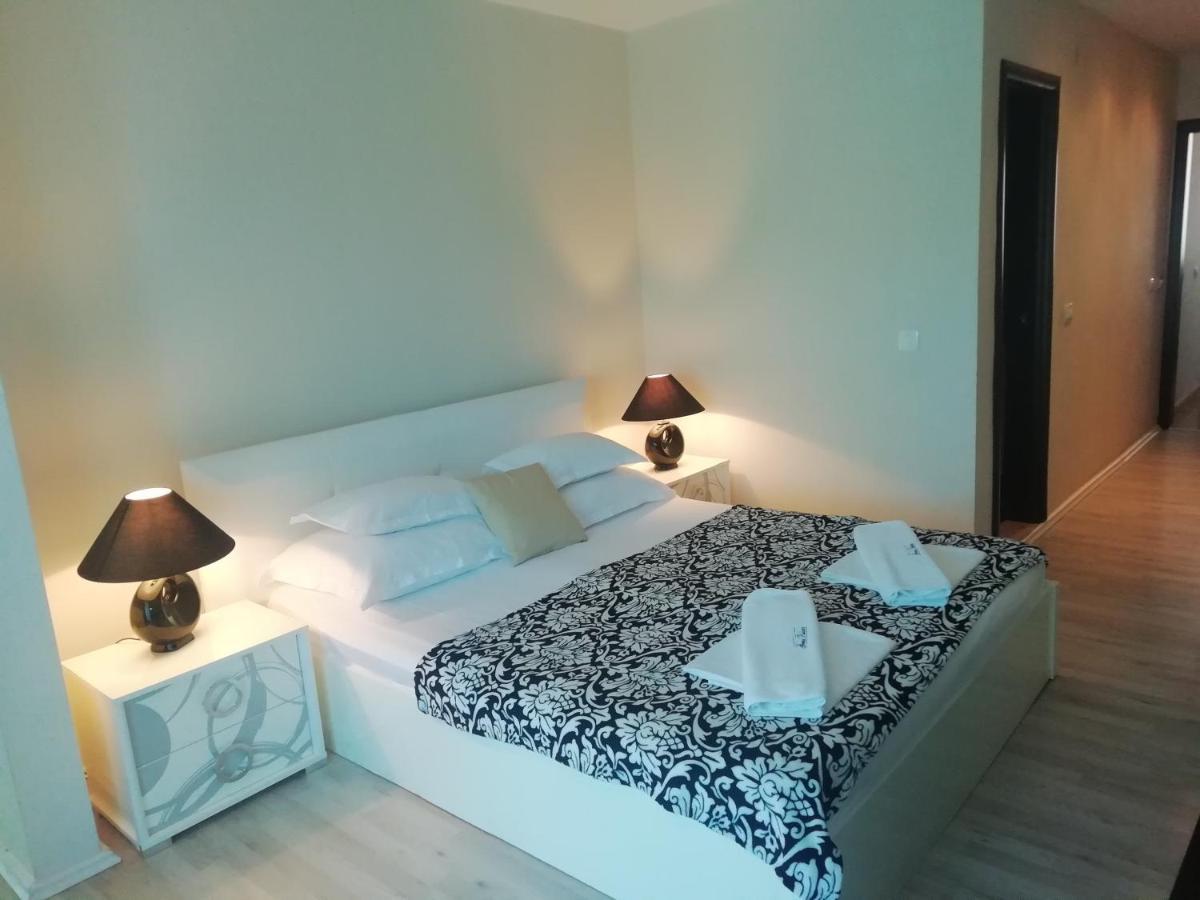 And Grand Palazzo Budva